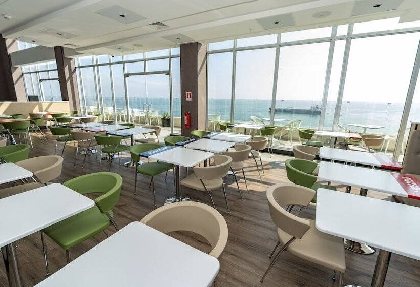 هتل Hampton By Hilton Antofagasta