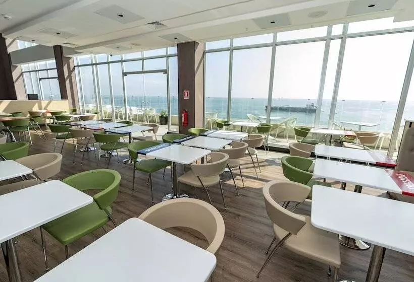 هتل Hampton By Hilton Antofagasta