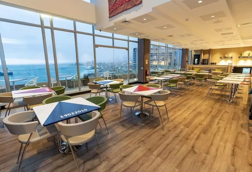 هتل Hampton By Hilton Antofagasta