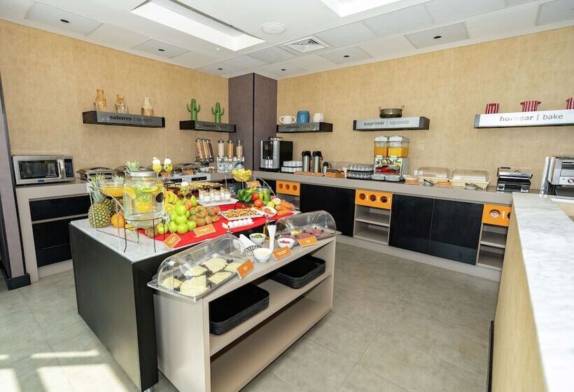 هتل Hampton By Hilton Antofagasta