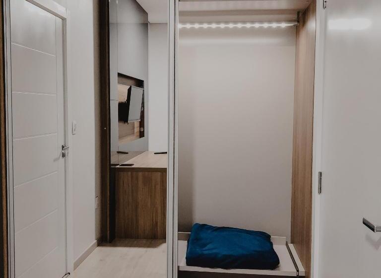 בית מלון כפרי Petri Plaza