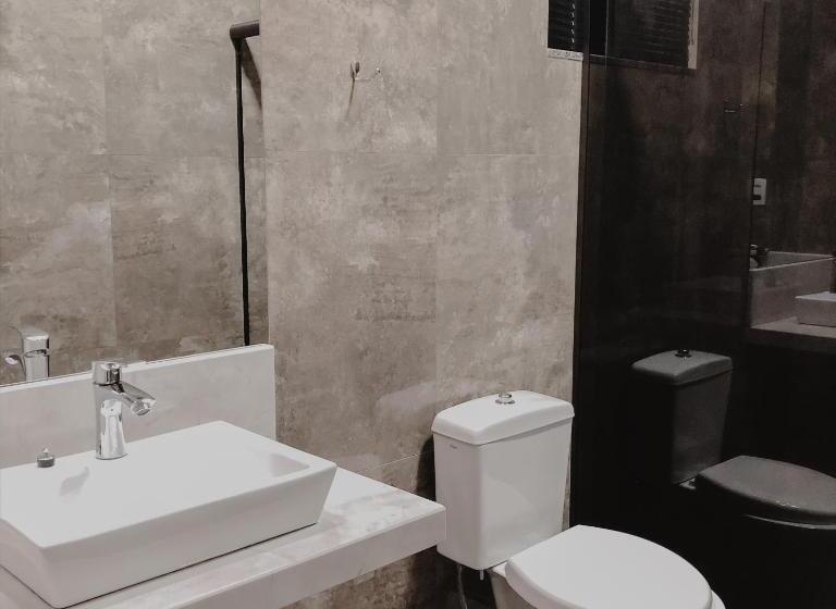 בית מלון כפרי Petri Plaza