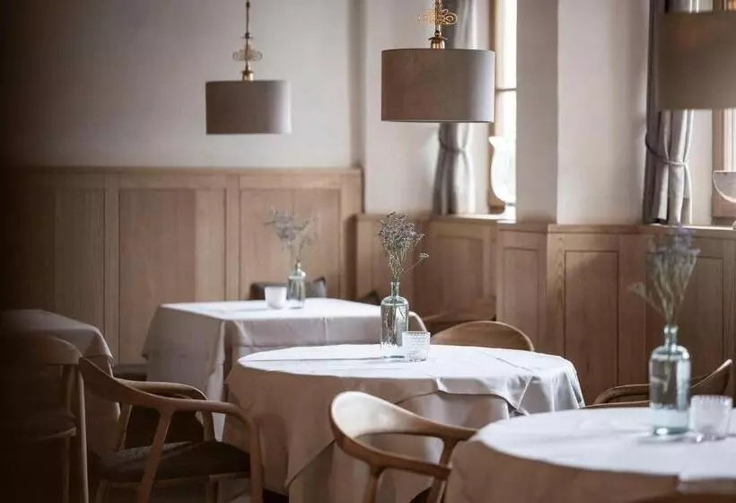 Hotelli Weingut Stroblhof