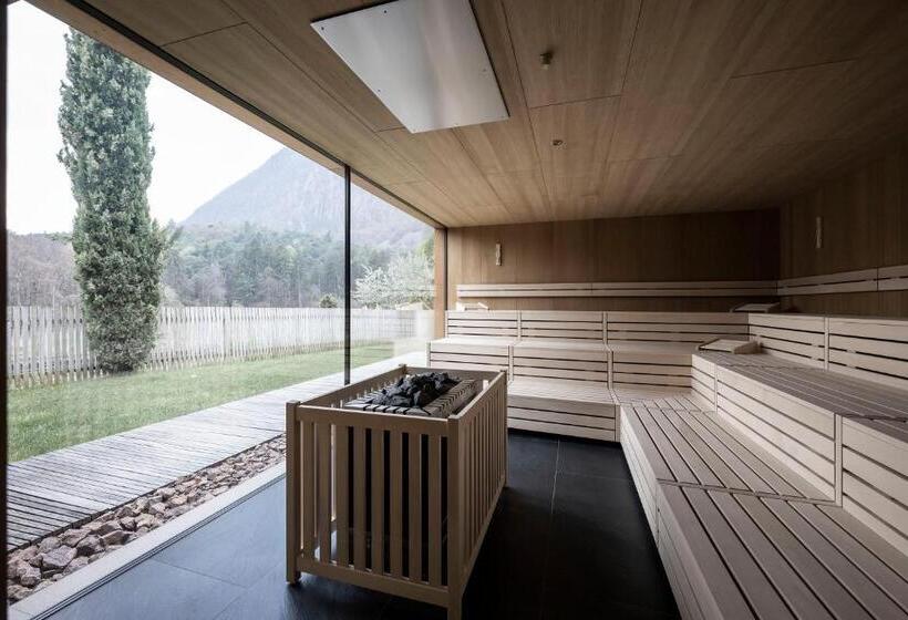 Hotel Weingut Stroblhof