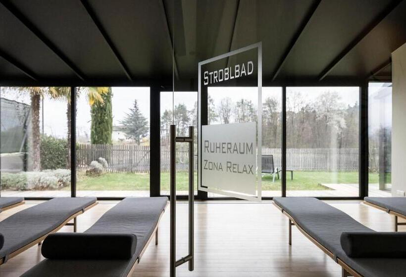 Hotel Weingut Stroblhof