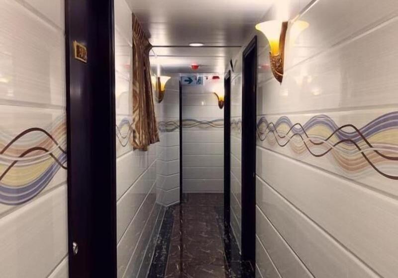 پانسیون First Inn Hotel & Guest House Reception At 10th F, Block E