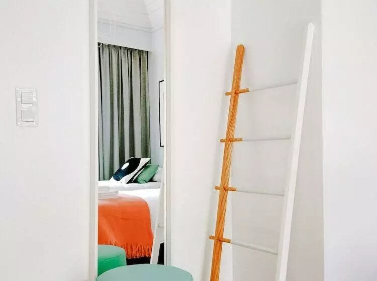 تختخواب و صبحانه Nlc Rooms & Suites