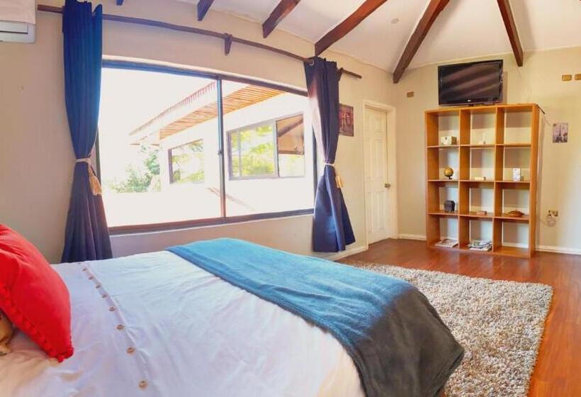 تختخواب و صبحانه South Landing Inn