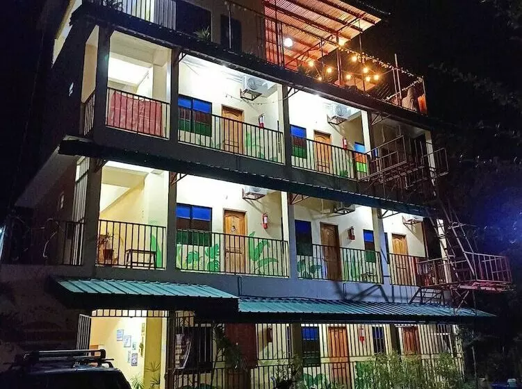 Pamujo Hostel