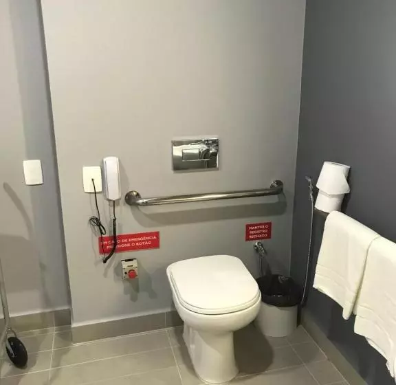 ホテル Ibis Parauapebas