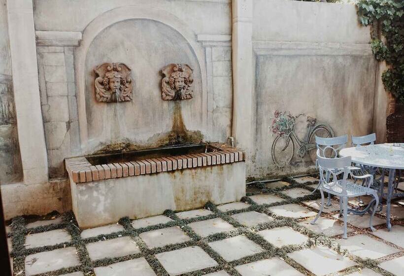 ペンション Deja Vu Pretoria