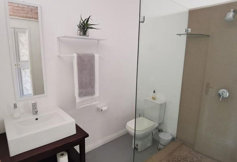 ペンション Deja Vu Pretoria