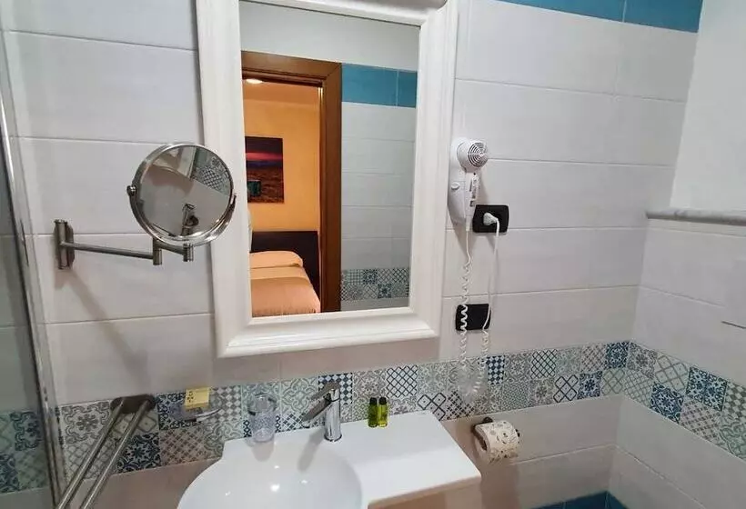 پانسیون Vittoria Guest House Salerno