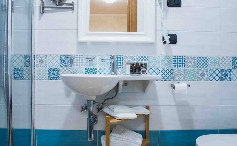 پانسیون Vittoria Guest House Salerno