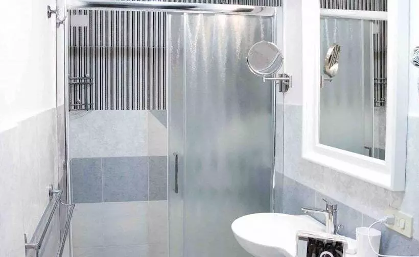 پانسیون Vittoria Guest House Salerno