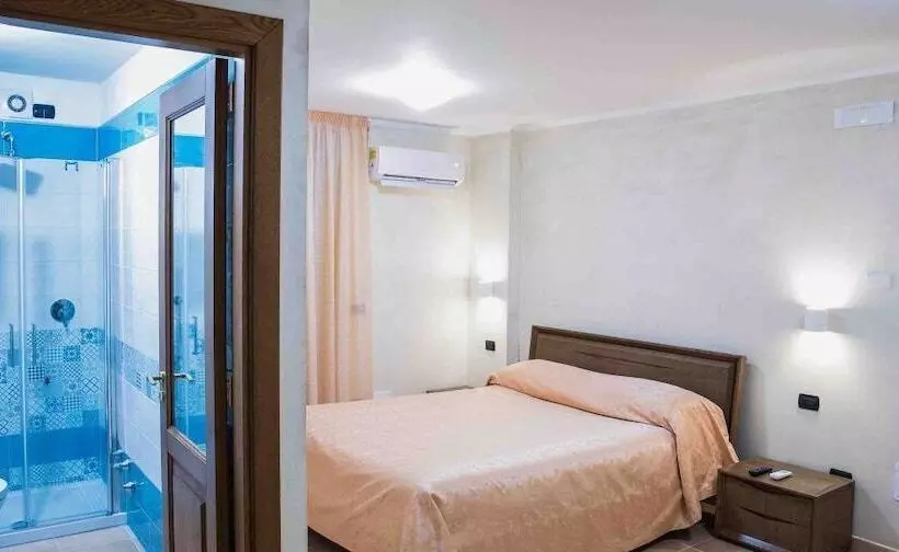 پانسیون Vittoria Guest House Salerno