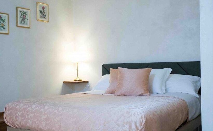 پانسیون Vittoria Guest House Salerno