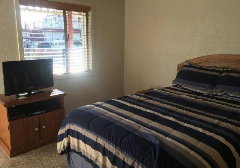 Tyee Restaurant And Motel