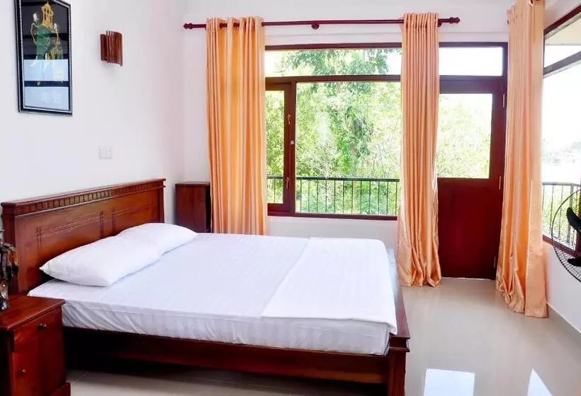 Aamiaismajoitus (B&B) Little Swan Guest House
