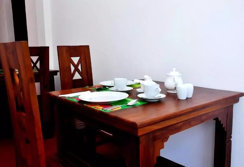 Aamiaismajoitus (B&B) Little Swan Guest House