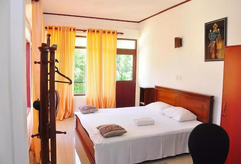 Aamiaismajoitus (B&B) Little Swan Guest House