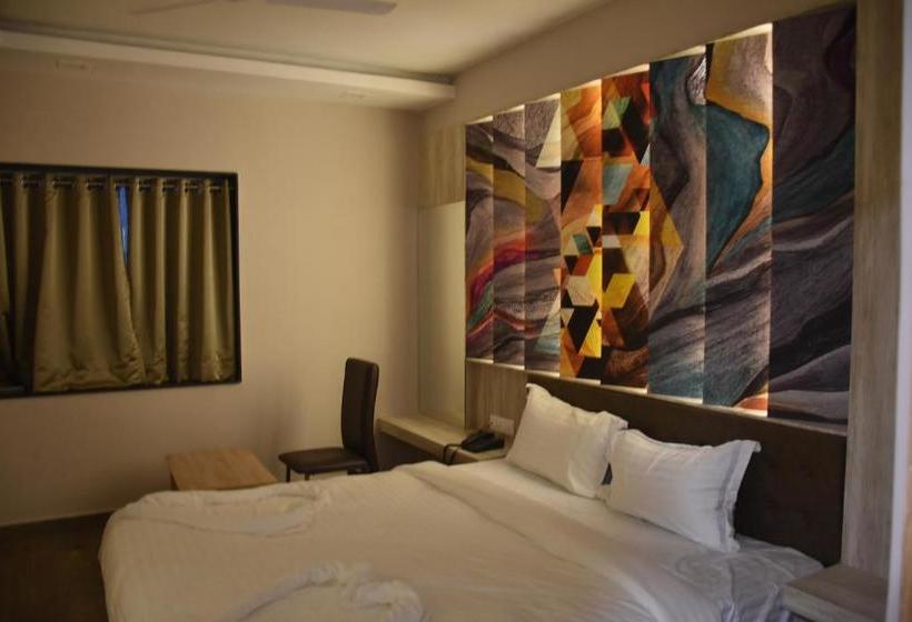 בית מלון כפרי Kuber Inn