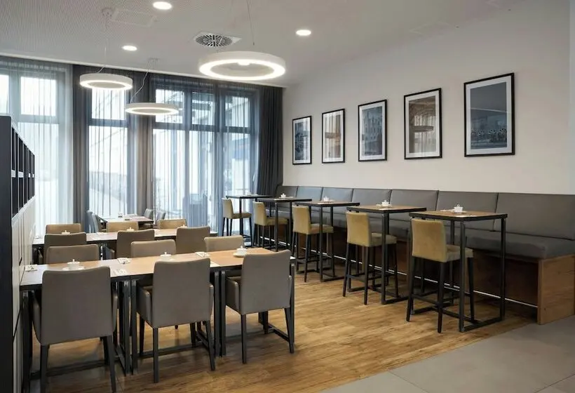 ホテル Four Points Flex by Sheraton Bochum