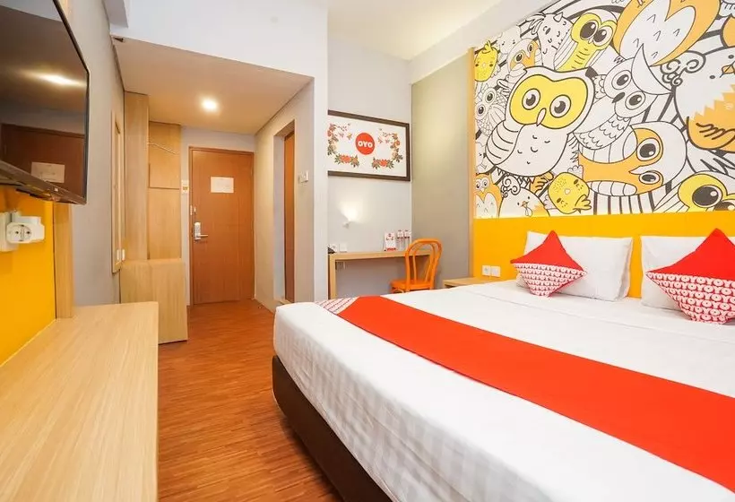 Hotelli Oyo 364 Fame Pavillion Permata