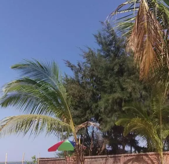 Hotel Tropical Cabanas
