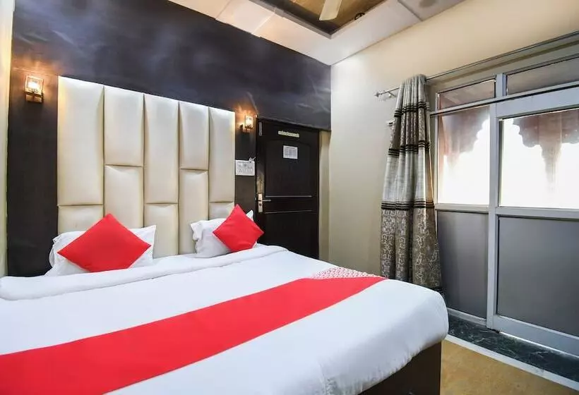 هتل Oyo 22043 Jk Mahal