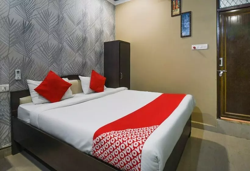 هتل Oyo 22043 Jk Mahal
