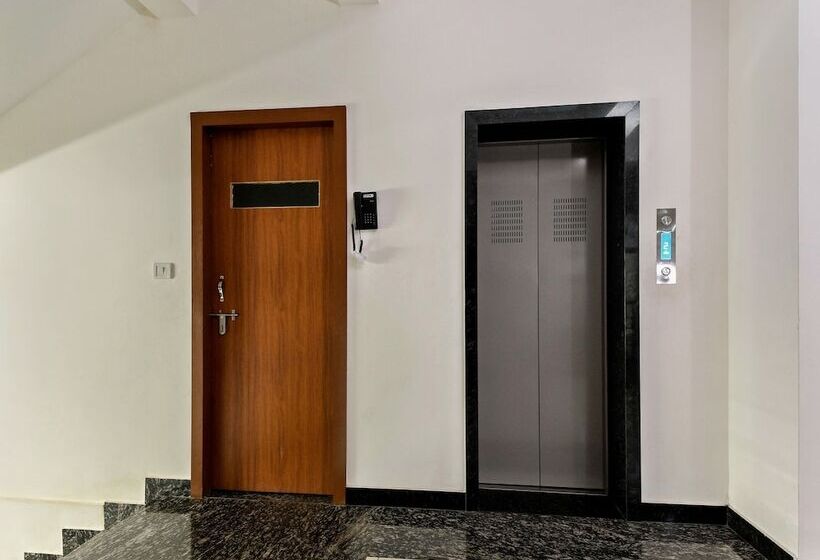 בית מלון כפרי Oyo 23999 Samruddhi Lodge