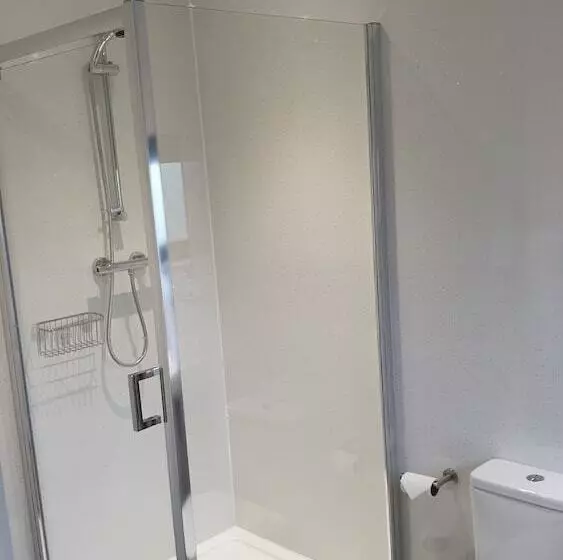 Hotelli Premier Lodge