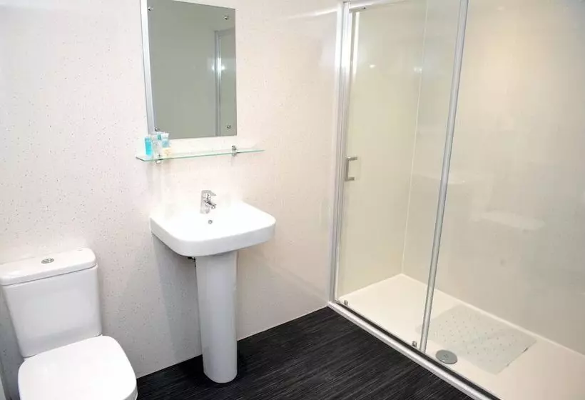 Hotelli Premier Lodge