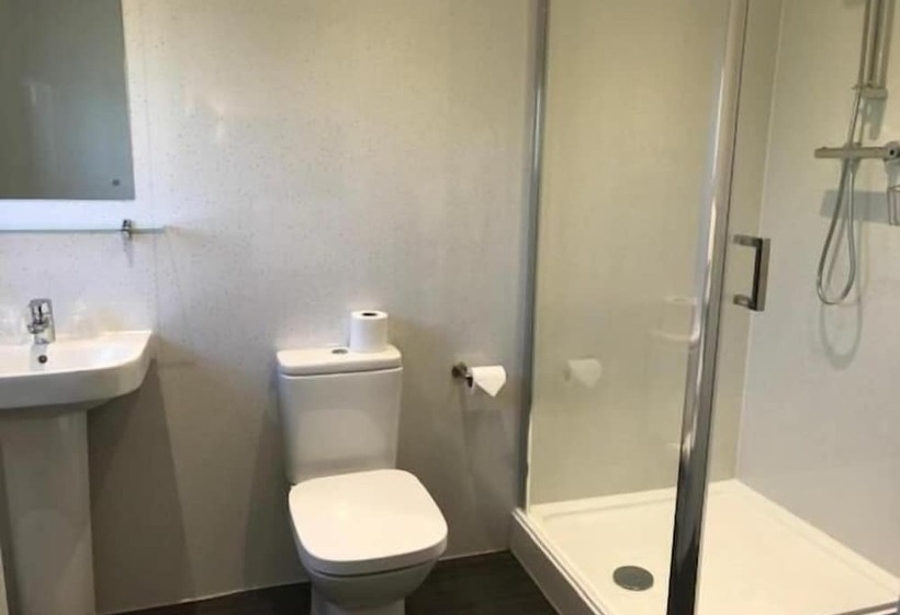 בית מלון כפרי Premier Lodge