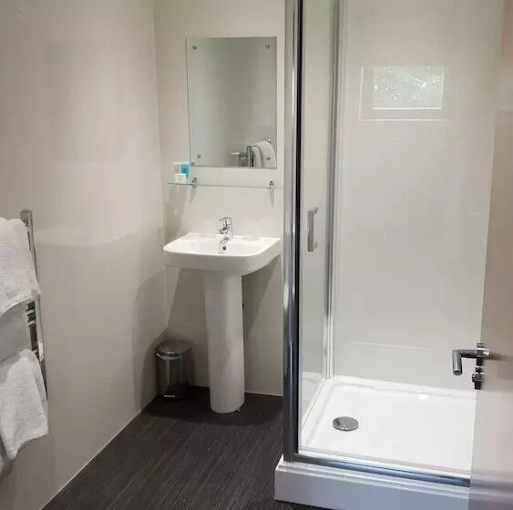 Hotelli Premier Lodge