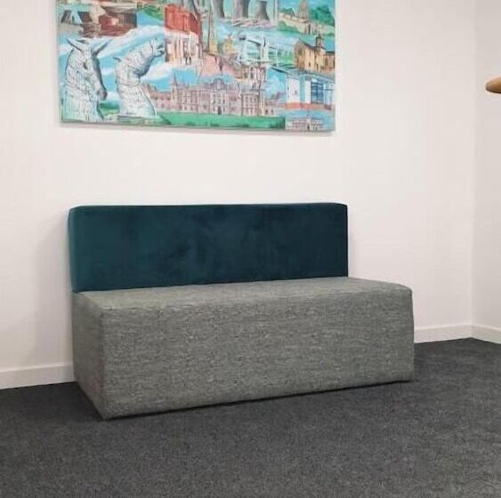 בית מלון כפרי Premier Lodge