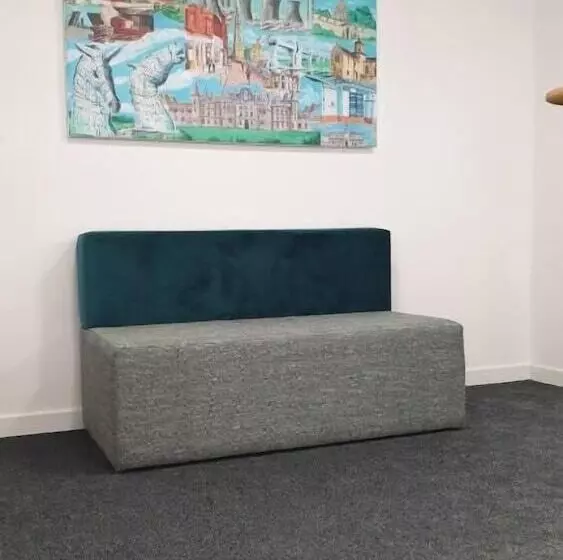 Hotelli Premier Lodge