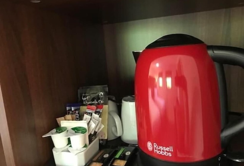 בית מלון כפרי Premier Lodge