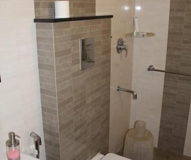 Hotelli Zions Airport