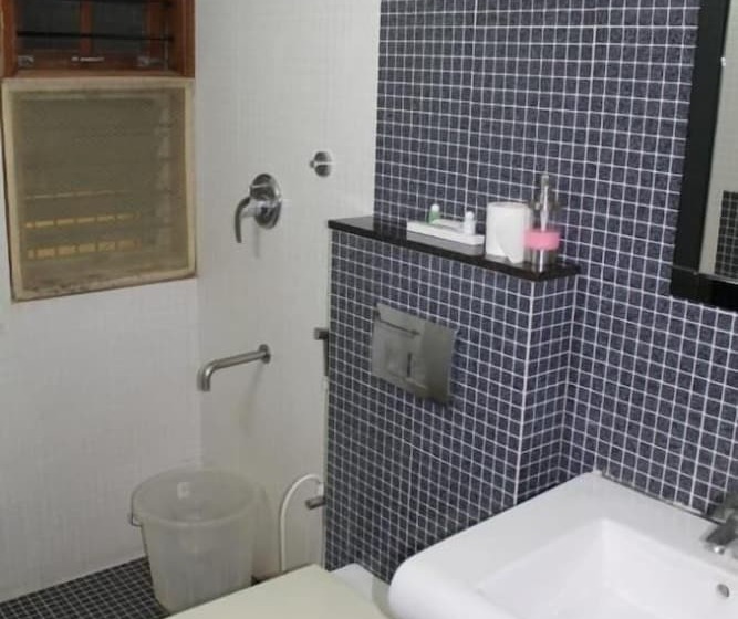 Hotelli Zions Airport