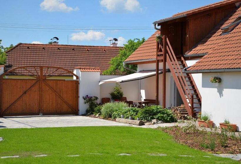 פנסיון Ubytování Za Kapličkou