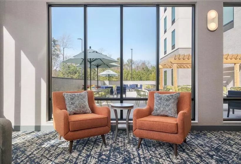 ホテル Home2 Suites By Hilton Chester