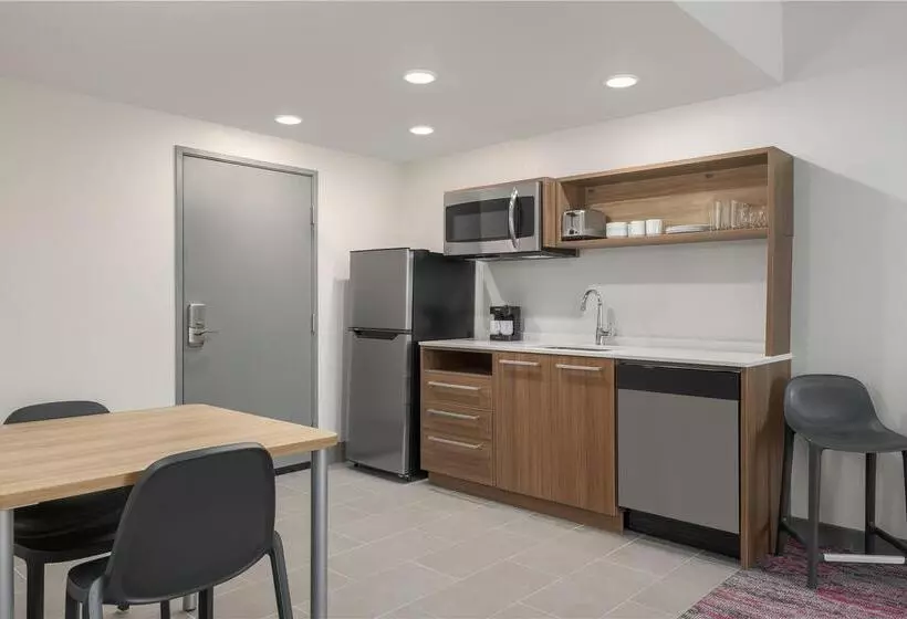 ホテル Home2 Suites By Hilton Chester