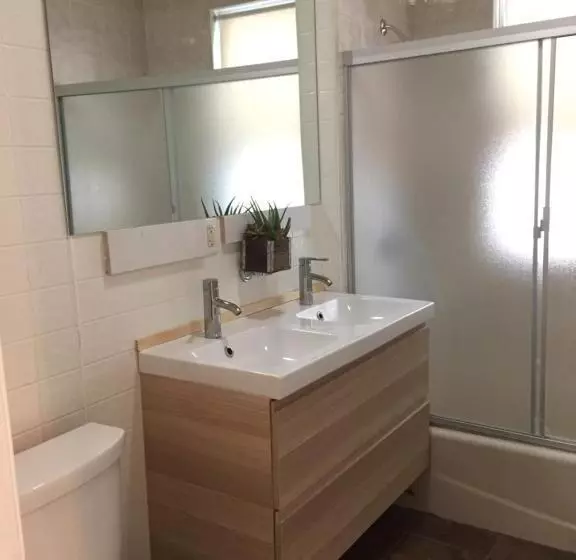 ユースホステル Boston Homestel