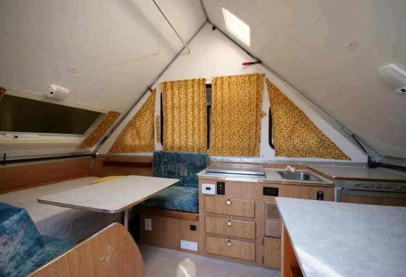 ユースホステル Boston Homestel