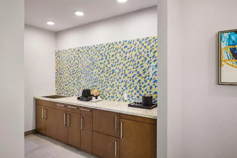 Best Western Premier Hotel At Fisher S Landing