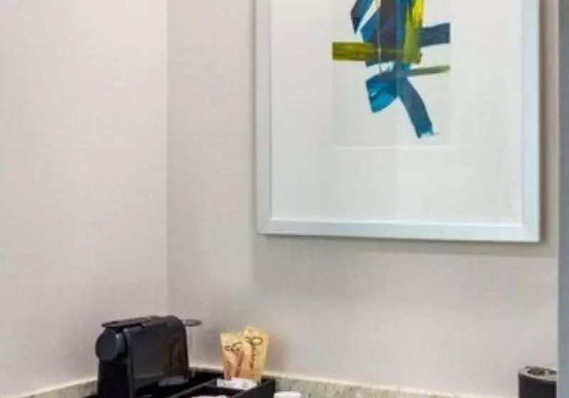 Best Western Premier Hotel At Fisher S Landing