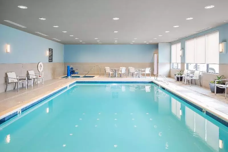 Best Western Premier Hotel At Fisher S Landing