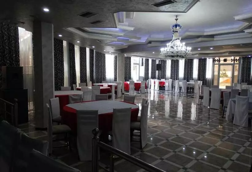 ホテル Garden Palase